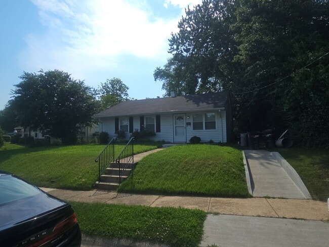 property at 820 Carson Ave