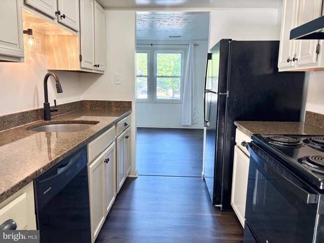 19205 Misty Meadow Terrace in Germantown, MD - Building Photo - Building Photo