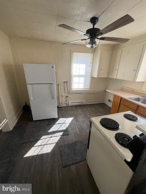 property at 215 N Railroad Ave