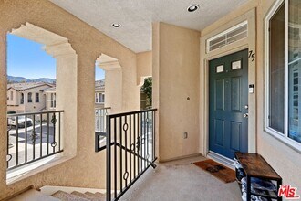 17969 Lost Canyon Rd in Santa Clarita, CA - Building Photo - Building Photo