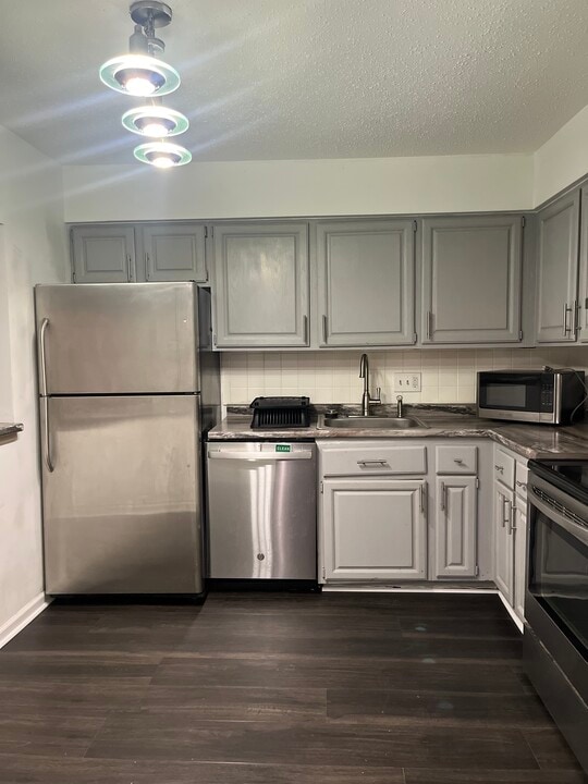 4355 Maryland Ave, Unit 123 in St. Louis, MO - Building Photo