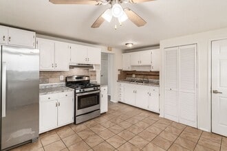 1839 Hemswell Ct in Columbus, OH - Building Photo - Building Photo