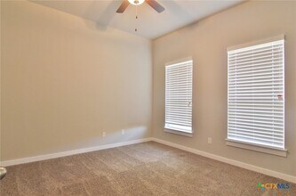 375 Creekside Curve in New Braunfels, TX - Building Photo - Building Photo