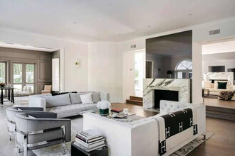 1041 Laurel Way-Unit -ID1042979P in Beverly Hills, CA - Building Photo - Building Photo