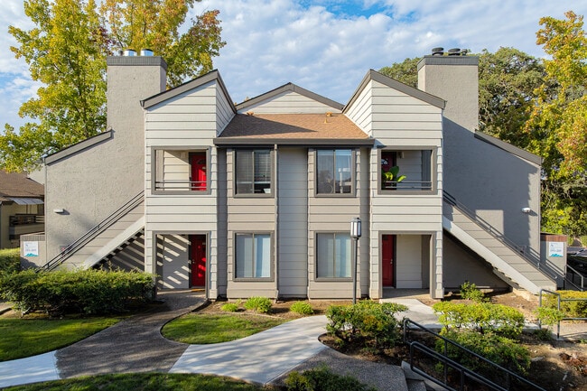 Somersett Hills in Roseville, CA - Foto de edificio - Building Photo