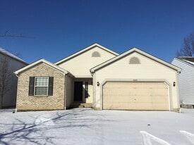 8480 Amarillo Dr in Blacklick, OH - Building Photo