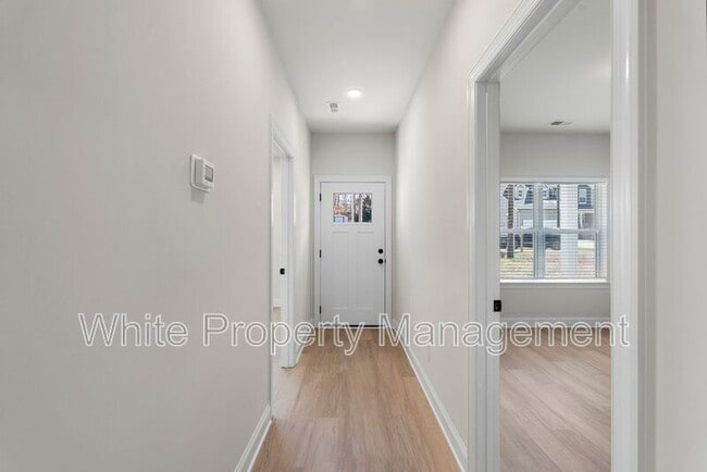 7805 Shadow Lawn Rd in Charlotte, NC - Building Photo - Building Photo