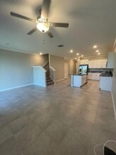 31641 Blue Passing Loop, Unit 324 in Wesley Chapel, FL - Building Photo - Building Photo