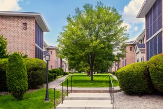 Clover Park Apartments in Rochester, NY - Building Photo - Building Photo