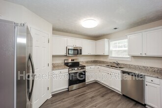 1583 Marceau Dr in Conley, GA - Foto de edificio - Building Photo