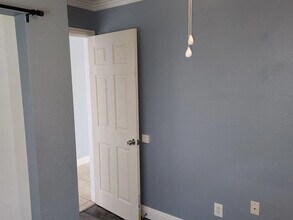 318 Fife St in Henderson, NV - Building Photo - Building Photo