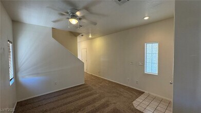10525 Blanca Peak Ave in Las Vegas, NV - Building Photo - Building Photo