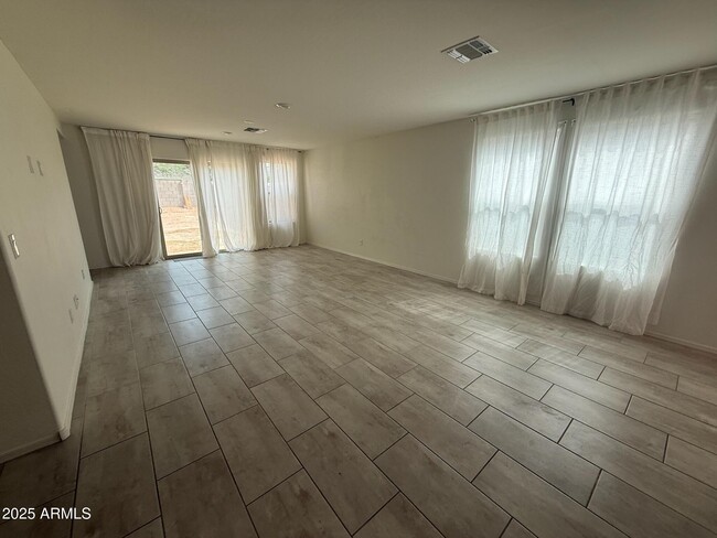 1458 W Pinkley Way in Coolidge, AZ - Building Photo - Building Photo