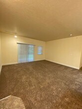 6800 N Spurwing Loop in Coeur d'Alene, ID - Building Photo - Building Photo