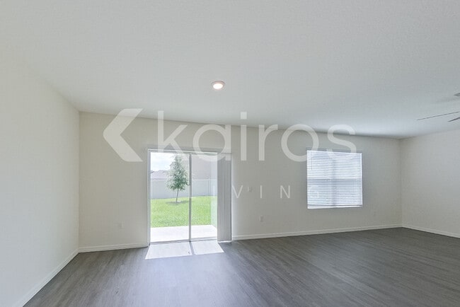 32208 Edson Ave in Leesburg, FL - Foto de edificio - Building Photo