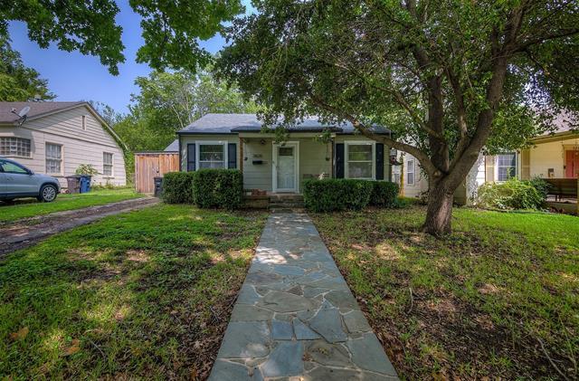 property at 3820 El Campo Ave