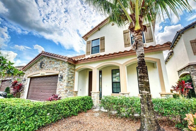 8885 Sea Chase Dr