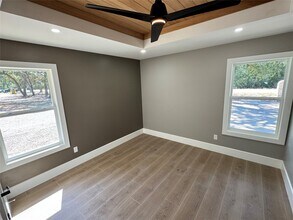 12518 Mile Dr in Houston, TX - Building Photo - Building Photo