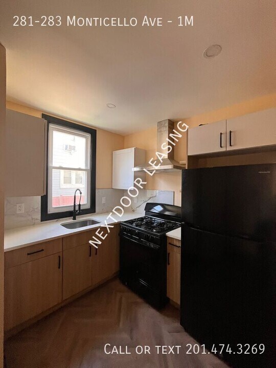 281-283-283 Monticello Ave in Jersey City, NJ - Building Photo