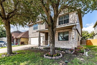 213 Tumbleweed Run in Cibolo, TX - Building Photo - Building Photo