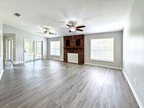 8321 Brandeis Cir E in Sarasota, FL - Building Photo - Building Photo