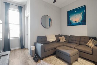 813 Park Ave in Hoboken, NJ - Building Photo - Building Photo