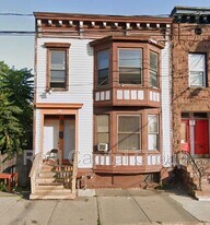 69 Lexington Ave in Albany, NY - Building Photo