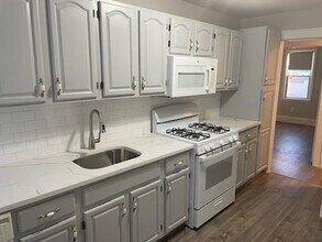 20 Delaware Ave in Long Beach, NY - Building Photo - Building Photo