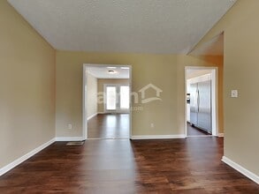 541 Clyde Dr in Winston-Salem, NC - Building Photo - Building Photo