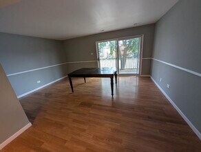 5858 W 87th St in Burbank, IL - Building Photo - Building Photo