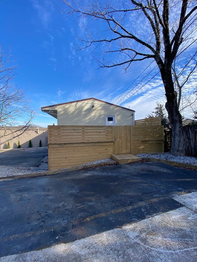 property at 677 S Jefferson Ave