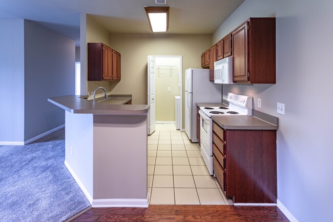 Town Commons Apartments