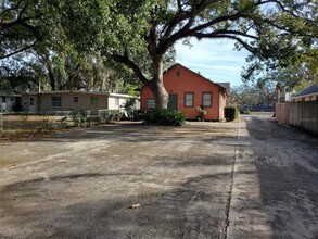 38141 5th Ave in Zephyrhills, FL - Building Photo - Building Photo