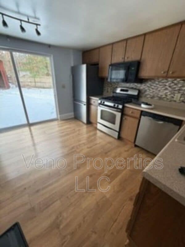 183 Arrow Wood Pl in Ballston Spa, NY - Building Photo - Building Photo