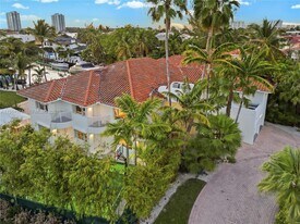 3401 NE 165th St in North Miami Beach, FL - Building Photo