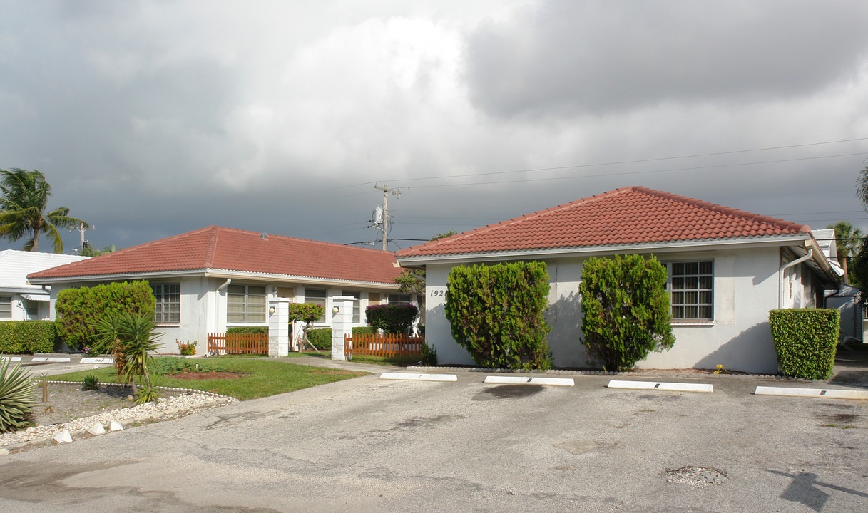 1921 NE 51st St in Fort Lauderdale, FL - Building Photo