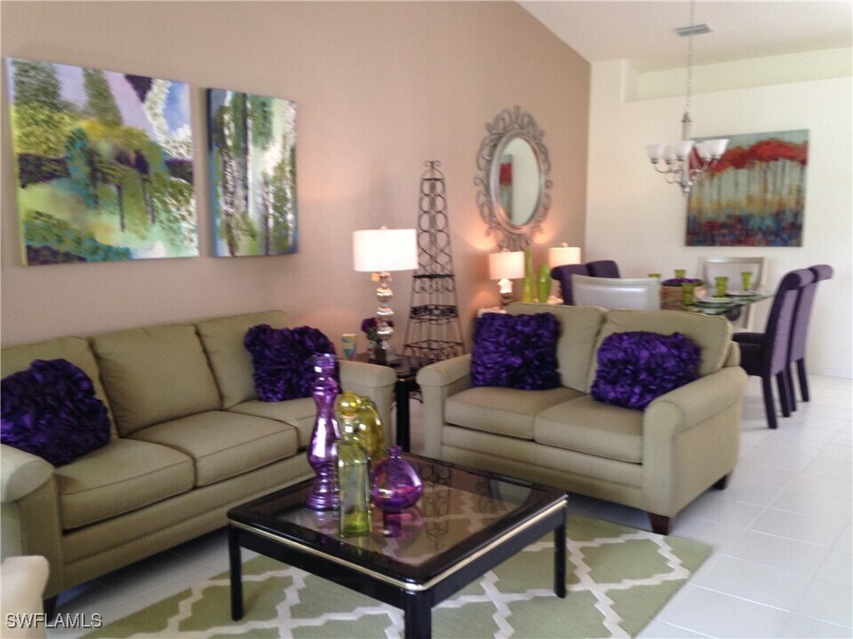 9271 Spring Run Blvd in Bonita Springs, FL - Building Photo