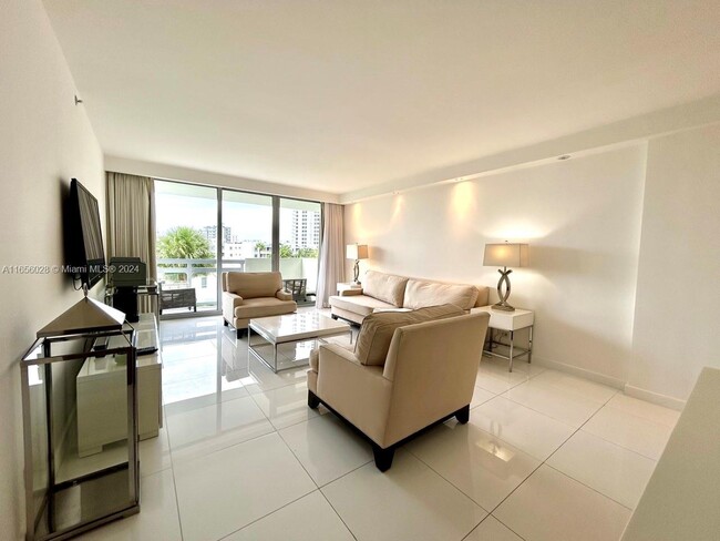 1460 West Ave, Unit 480S in Miami Beach, FL - Building Photo - Building Photo