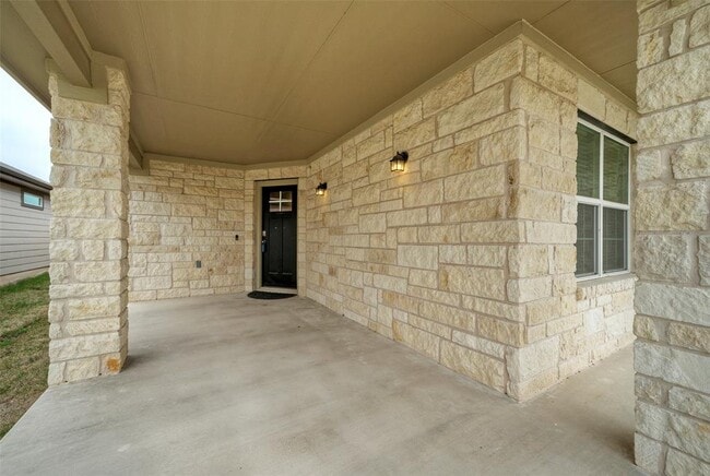 property at 305 Elm Crk Dr