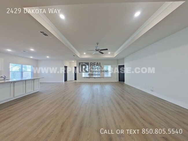 2429 Dakota Wy in Crestview, FL - Building Photo - Building Photo