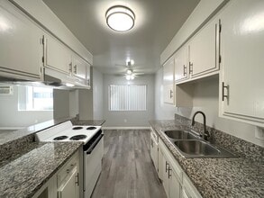 8135 Stewart and Gray Rd in Downey, CA - Building Photo - Building Photo