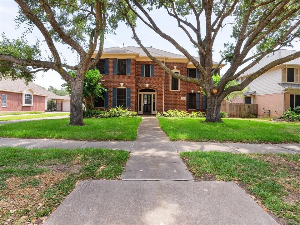 23334 Fairbranch Dr in Katy, TX - Building Photo