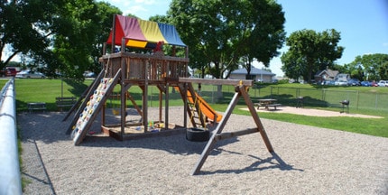 St. Vallerie Apartments in La crosse, WI - Building Photo - Building Photo