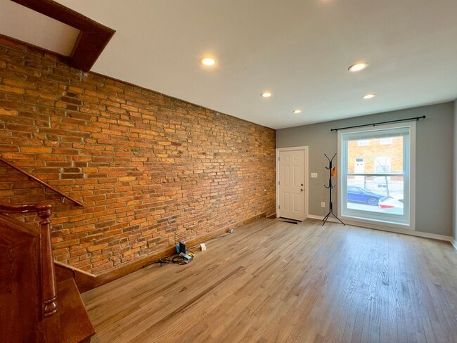 315 S Lehigh St in Baltimore, MD - Building Photo - Building Photo