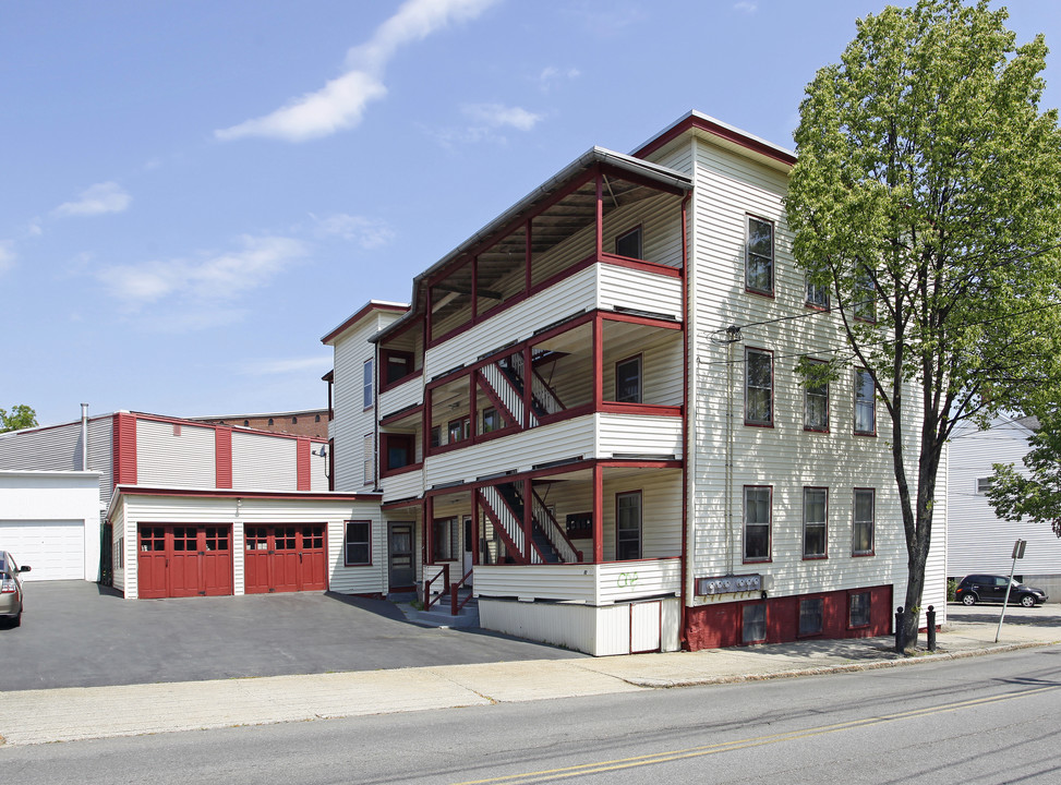 10-12 Hill St in Biddeford, ME - Building Photo