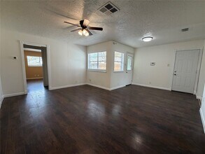 5375 Little John Ln in Katy, TX - Building Photo - Building Photo