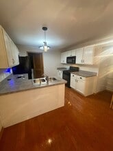 2424 Wilton Ln in Aurora, IL - Building Photo - Building Photo