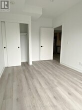 2000 Bathurst St in Toronto, ON - Building Photo - Building Photo
