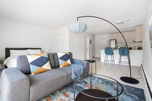 55 E 12th Ave in Vancouver, BC - Building Photo