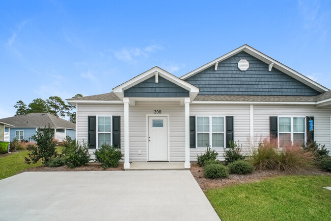 200 Glenshee Ct in Shallotte, NC - Building Photo - Building Photo